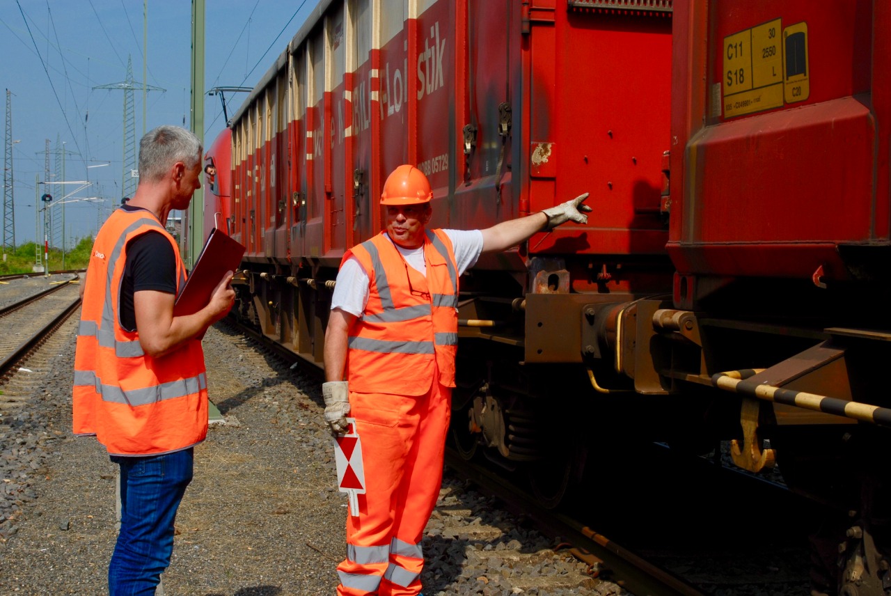 Kundenbetreuer / Zugbegleiter